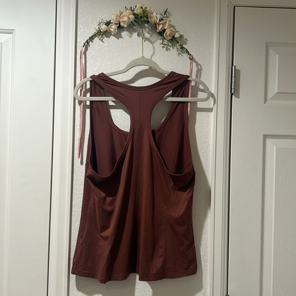 Fabletics Phoenix‎ Tank - Picture 6 of 6